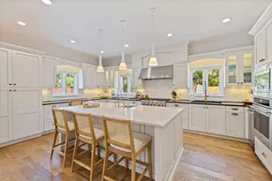 1101 Jungle Ave N, Saint Petersburg, FL 33710 - Photo 16