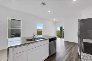 35605 Buttonweed Trl, Zephyrhills, FL 33541 - Photo 14