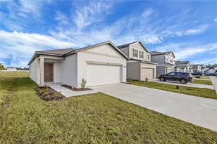 35605 Buttonweed Trl, Zephyrhills, FL 33541 - Photo 2