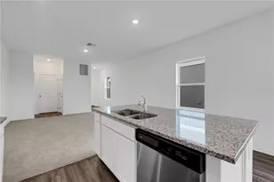 35605 Buttonweed Trl, Zephyrhills, FL 33541 - Photo 12