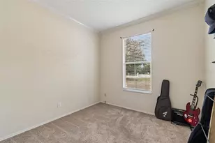 912 Grand Canyon Dr, Valrico, FL 33594 - Photo 18