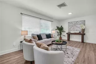 6820 S Shamrock Rd, Tampa, FL 33616 - Photo 4