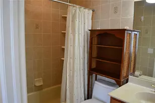 11235 Kapok Grand Cir, Madeira Beach, FL 33708 - Photo 20