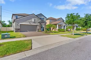 11411 Chilly Water Ct, Riverview, FL 33569 - Photo 8