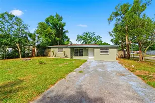 10220 N 23rd St, Tampa, FL 33612 - Photo 6