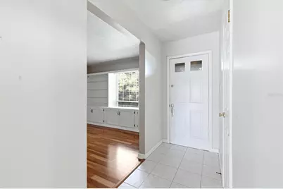 13808 Cherry Brook Lane, Tampa, FL 33618 - Photo 6