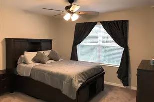 10549 Oakside Dr, Palmetto, FL 34221 - Photo 8