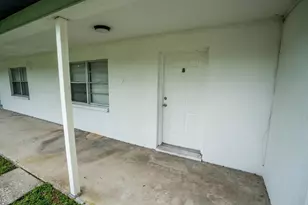 6913 Mathers Ln, Riverview, FL 33578 - Photo 4