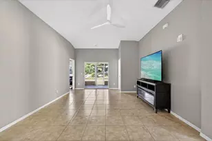 12015 Cedarfield Dr, Riverview, FL 33579 - Photo 8