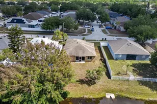 12015 Cedarfield Dr, Riverview, FL 33579 - Photo 38