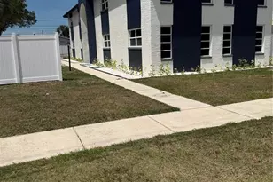 439 76th Ave N, Saint Petersburg, FL 33702 - Photo 2