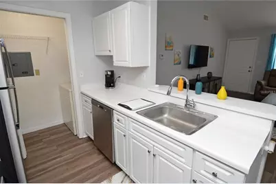 10265 Gandy Boulevard N #1002, Saint Petersburg, FL 33702 - Photo 8