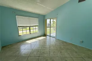 225 Sun Vista Ct S, Treasure Island, FL 33706 - Photo 12