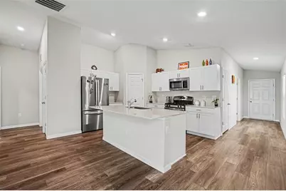 14919 Sterling Spur Avenue, Lithia, FL 33547 - Photo 2