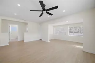 714 E 137th Ave, Tampa, FL 33613 - Photo 10
