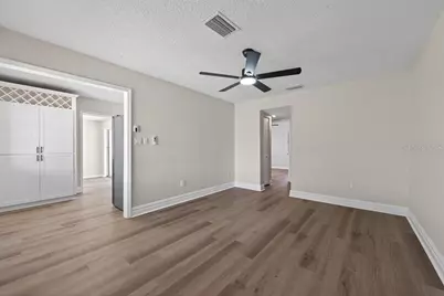 2540 W Knollwood Street, Tampa, FL 33614 - Photo 2