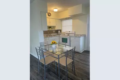 25 6th Avenue SE, Largo, FL 33771 - Photo 4
