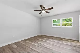 3084 Spirea St, Sarasota, FL 34231 - Photo 40