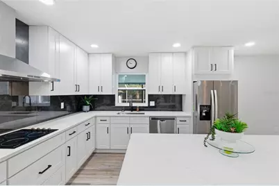 3084 Spirea Street, Sarasota, FL 34231 - Photo 14