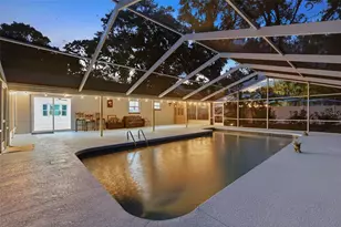 3084 Spirea St, Sarasota, FL 34231 - Photo 6