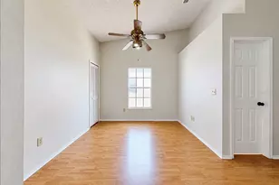 2316 Fletchers Point Cir, Tampa, FL 33613 - Photo 28