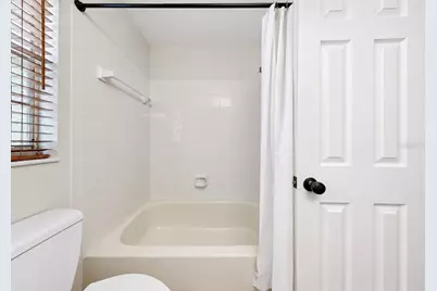 2316 Fletchers Point Circle, Tampa, FL 33613 - Photo 38