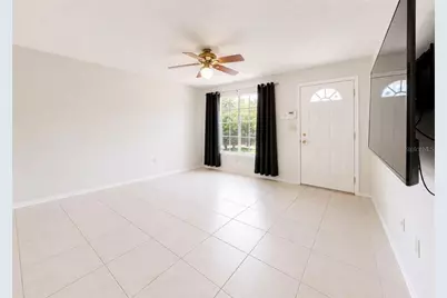2316 Fletchers Point Circle, Tampa, FL 33613 - Photo 8