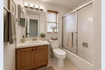 2316 Fletchers Point Circle, Tampa, FL 33613 - Photo 42