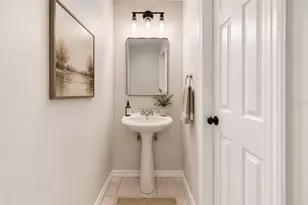 2316 Fletchers Point Cir, Tampa, FL 33613 - Photo 20
