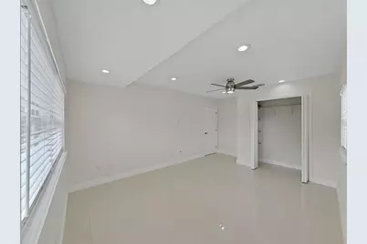 4726 Eldorado Drive, Tampa, FL 33615 - Photo 36