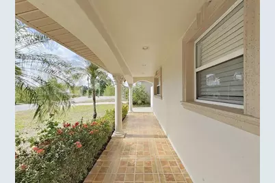 4726 Eldorado Drive, Tampa, FL 33615 - Photo 6