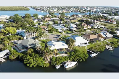 6612 Blackfin Way, Apollo Beach, FL 33572 - Photo 8