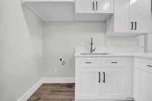 6855 Gulf Winds Dr, Saint Pete Beach, FL 33706 - Photo 12