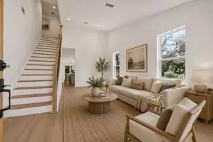 7617 Alvina St, Tampa, FL 33625 - Photo 2