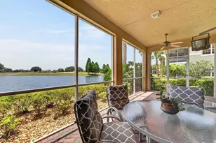 1364 Emerald Dunes Dr, Sun City Center, FL 33573 - Photo 4
