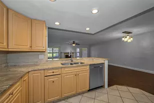 9150 Park Blvd, Seminole, FL 33777 - Photo 12