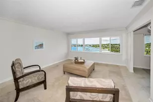 100 Bluff View Dr, Belleair Bluffs, FL 33770 - Photo 8