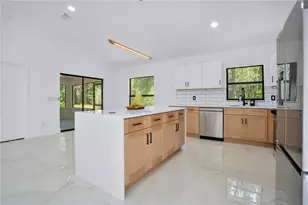 11230 Elmfield Dr, Tampa, FL 33625 - Photo 10