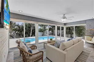 4417 Trout Dr SE, Saint Petersburg, FL 33705 - Photo 14