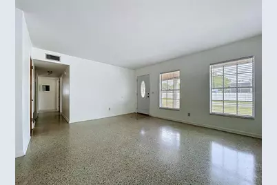 7706 W Elm Street, Tampa, FL 33615 - Photo 14