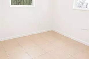 5411 70th Ln N, Saint Petersburg, FL 33709 - Photo 10
