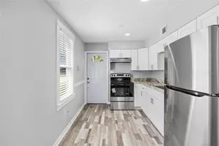 128 W North St, Tampa, FL 33604 - Photo 8