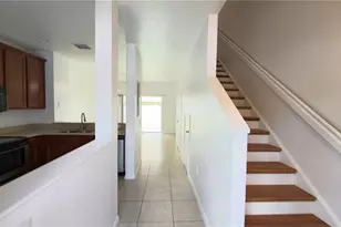 8519 Trail Wind Dr, Tampa, FL 33647 - Photo 10
