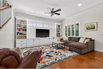 2812 W Paxton Avenue, Tampa, FL 33611 - Photo 8