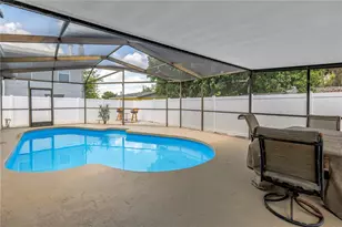 8607 May Cir, Tampa, FL 33614 - Photo 18
