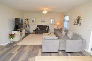 121 Sea Horse Dr SE, Saint Petersburg, FL 33705 - Photo 20