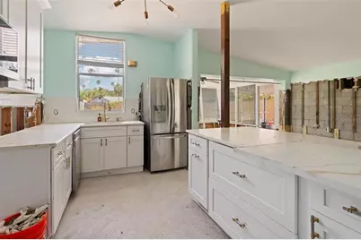 3727 Alabama Avenue NE, Saint Petersburg, FL 33703 - Photo 4