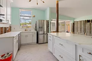 3727 Alabama Ave NE, Saint Petersburg, FL 33703 - Photo 4