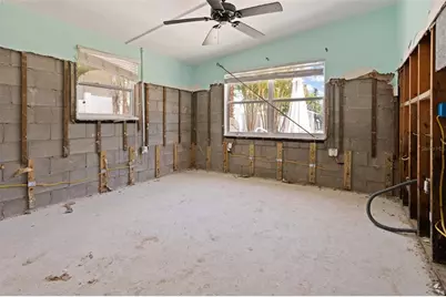3727 Alabama Avenue NE, Saint Petersburg, FL 33703 - Photo 8