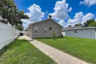 2127 W Perio St, Tampa, FL 33612 - Photo 6